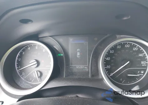 2022 Toyota Camry Le z USA, uszkodzony, nr VIN 4T1R11AK7NU030828